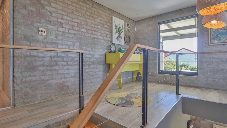 5 Bedroom Property for Sale in Riebeek Kasteel Western Cape